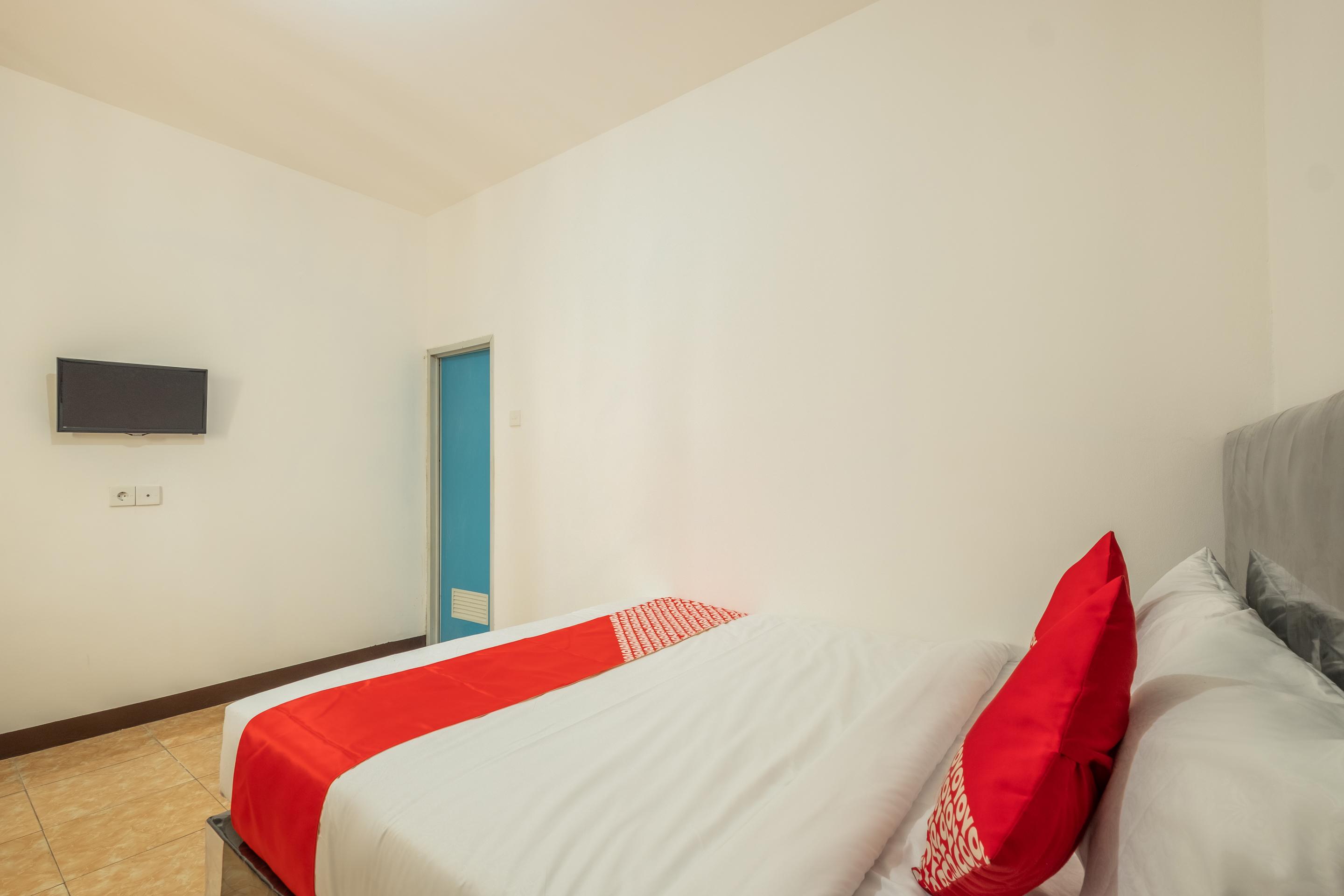 Oyo 1460 Anyelir Residence Cirebon Eksteriør billede