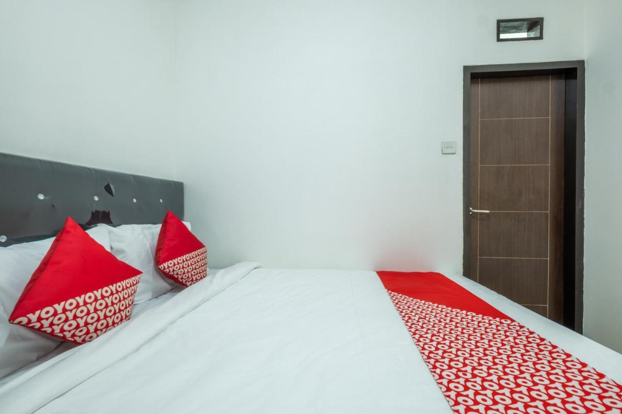 Oyo 1460 Anyelir Residence Cirebon Eksteriør billede